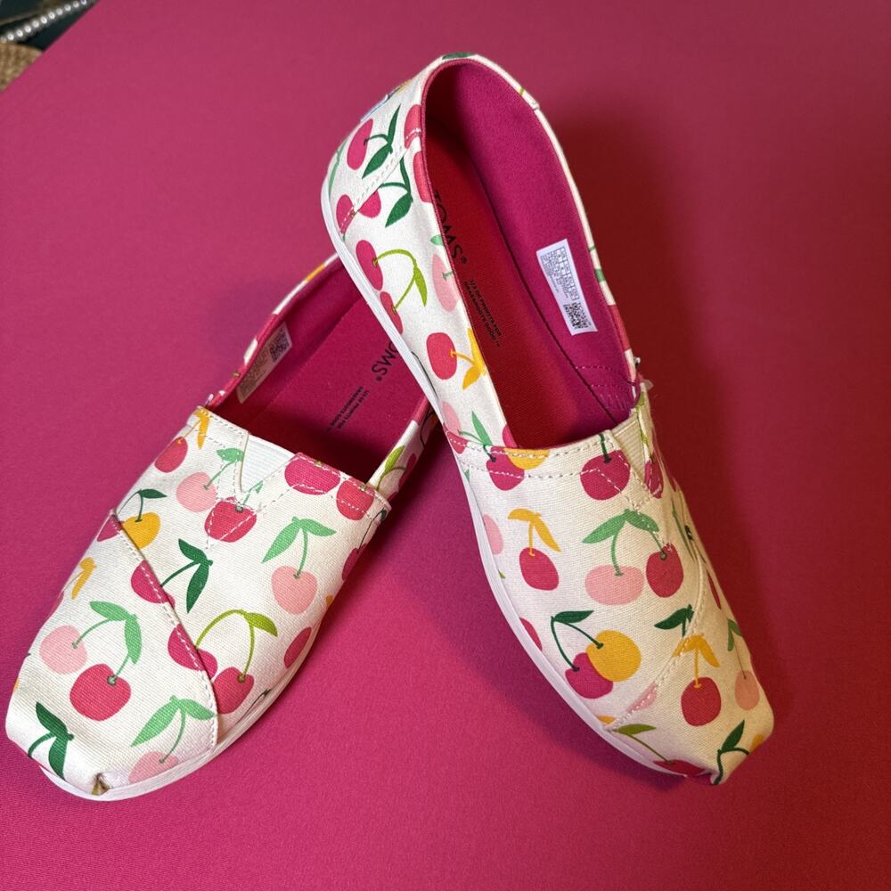Toms Women's Alpargata Fruit Cherry Summer Shoes Slip On Flats Size 8 New